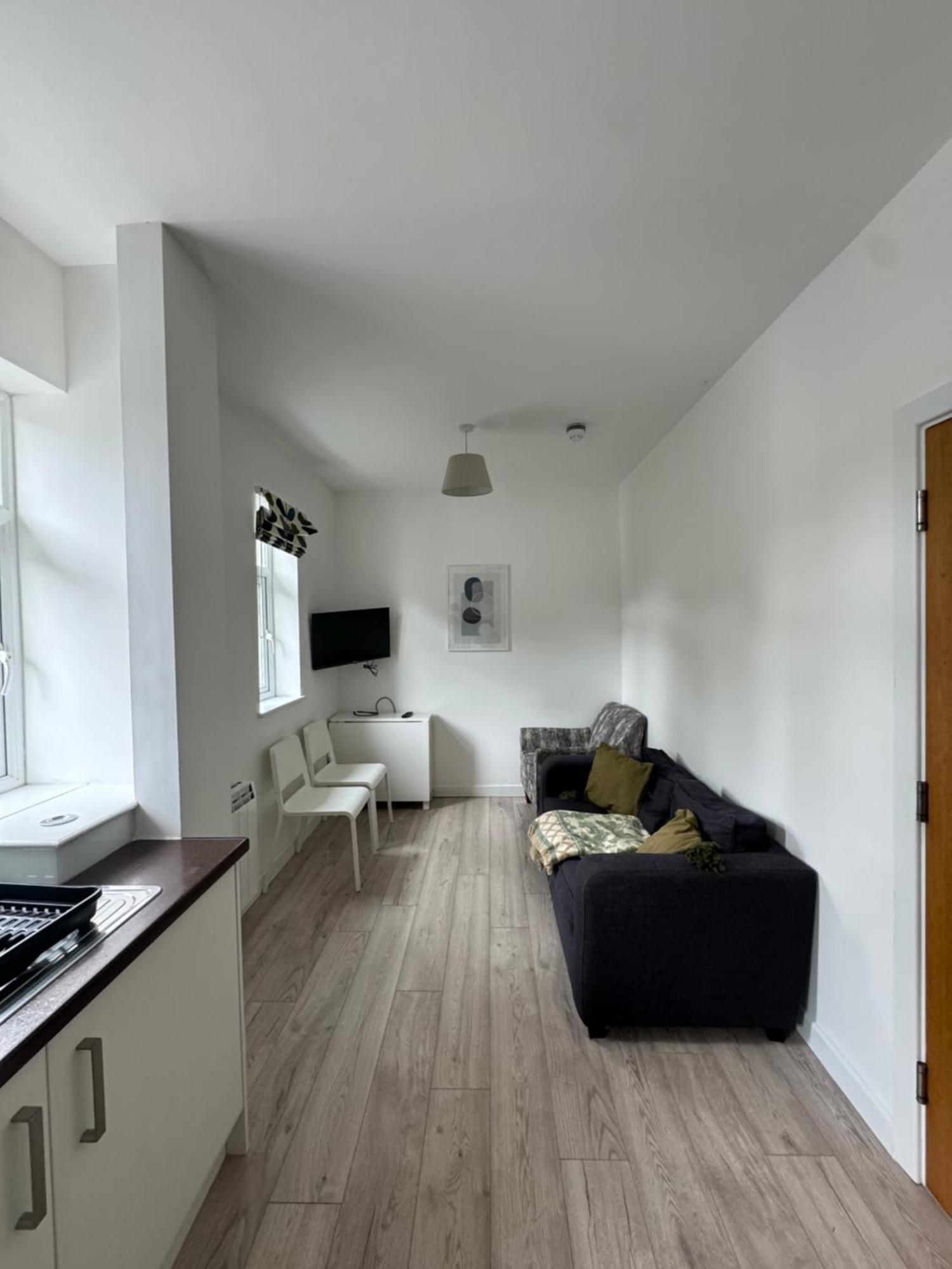 Armyn House Apartments, Your Coastal Escape In Falmouth Exterior photo